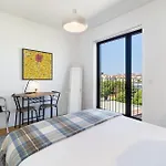 Whome History And Comfort, Luxurious Living In Benfica Apartment