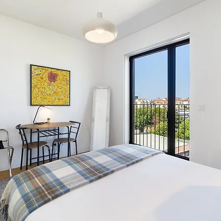 Whome Heritage And Comfort, Luxurious Living In Benfica Apartment